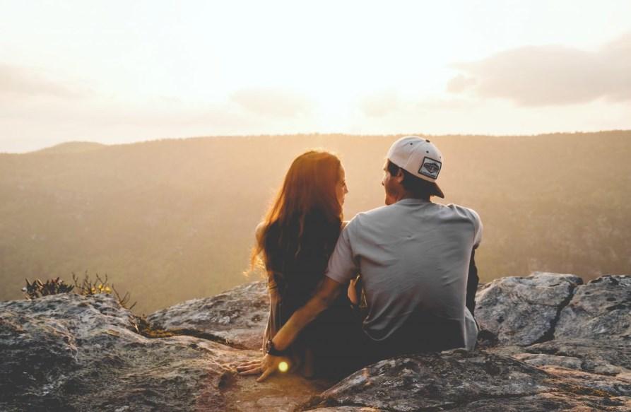 Discover 10+ comfortable ideas what to wear on a hiking date Screenshot 26 1