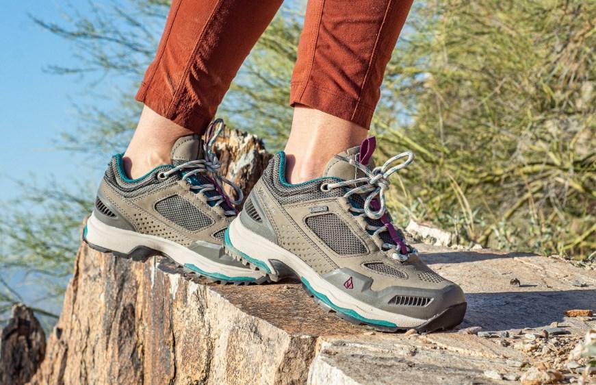 Discover 10+ comfortable ideas what to wear on a hiking date Screenshot 27 1