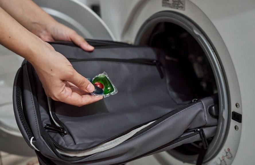 Can you wash North Face backpack and how to do that? Screenshot 3 4