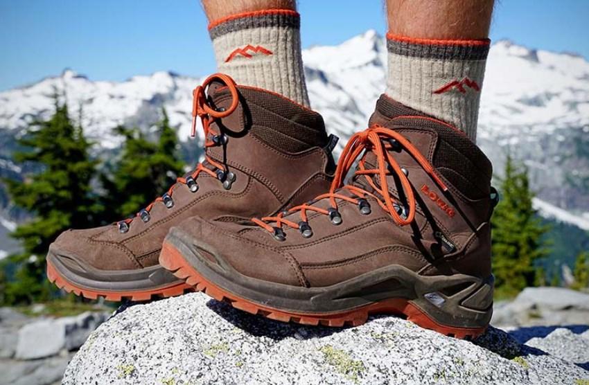 Discover 10+ comfortable ideas what to wear on a hiking date Screenshot 6 2