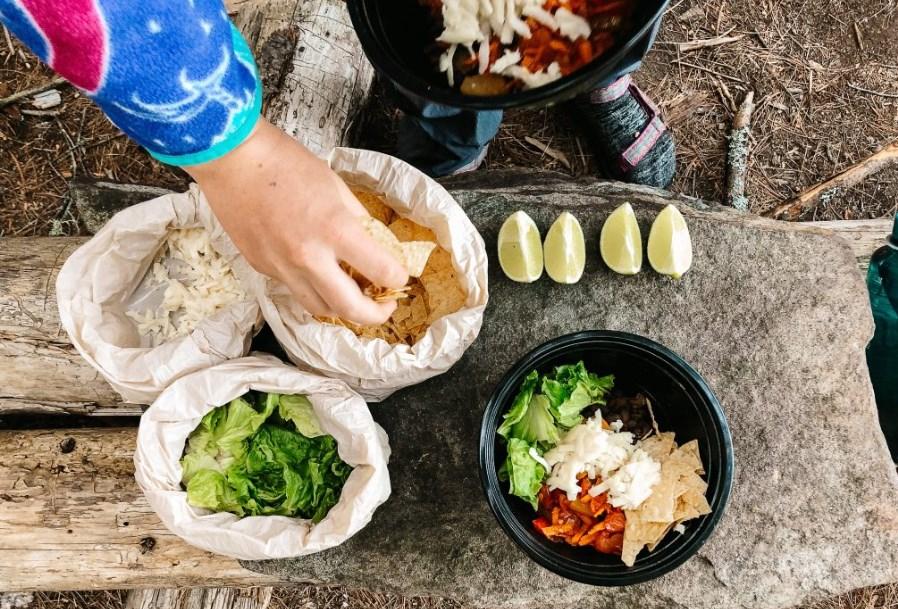Delicious and nutritious: the best day hiking lunch ideas Screenshot 3 3