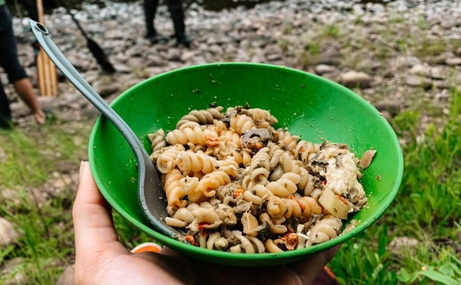 Delicious and nutritious: the best day hiking lunch ideas Screenshot 4 3