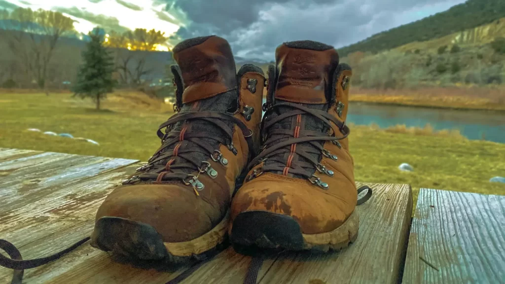 How long do hiking boots last: everything you need to know б6