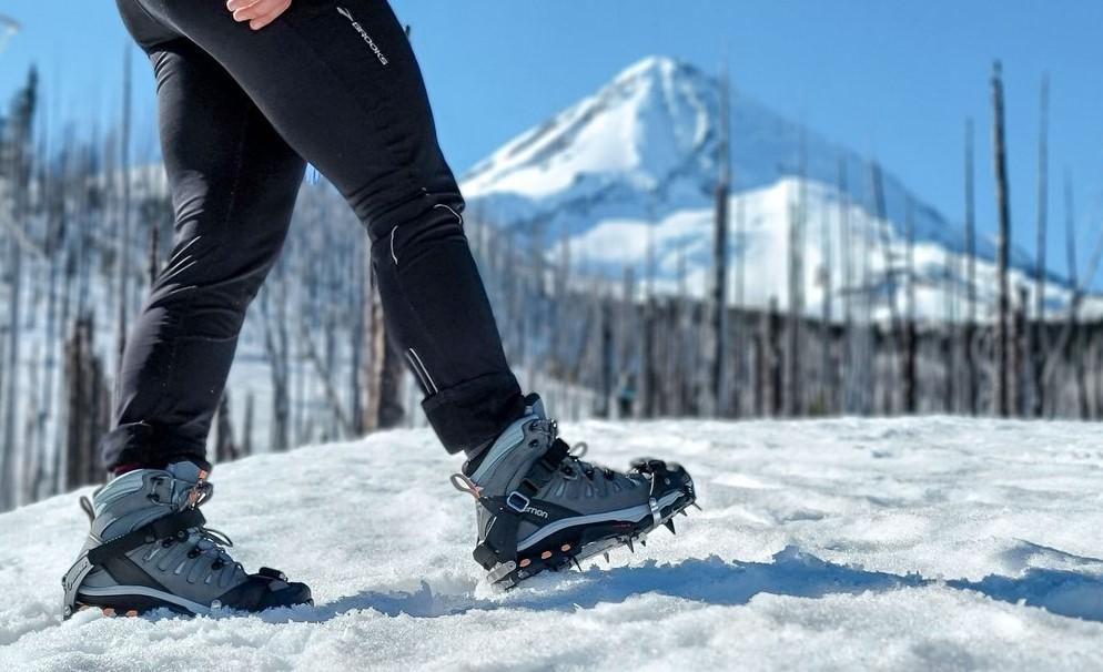 Crampons vs. microspikes: choosing the best option for winter hiking Screensho