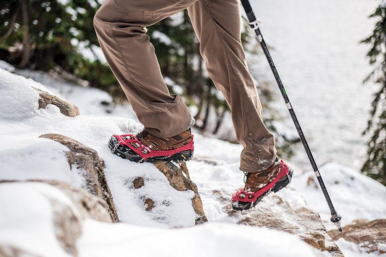 Crampons vs. microspikes: choosing the best option for winter hiking Winter traction devices hiking up slick rocks m