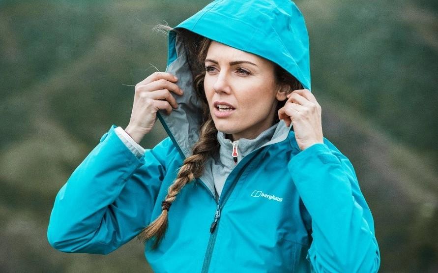 What to wear hiking in fall: best practices! coats