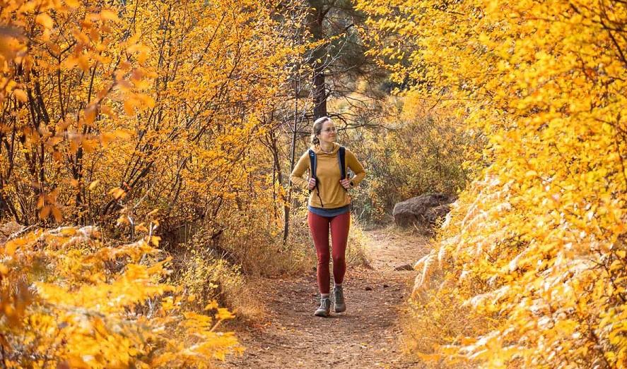 What to wear hiking in fall: best practices! image 2