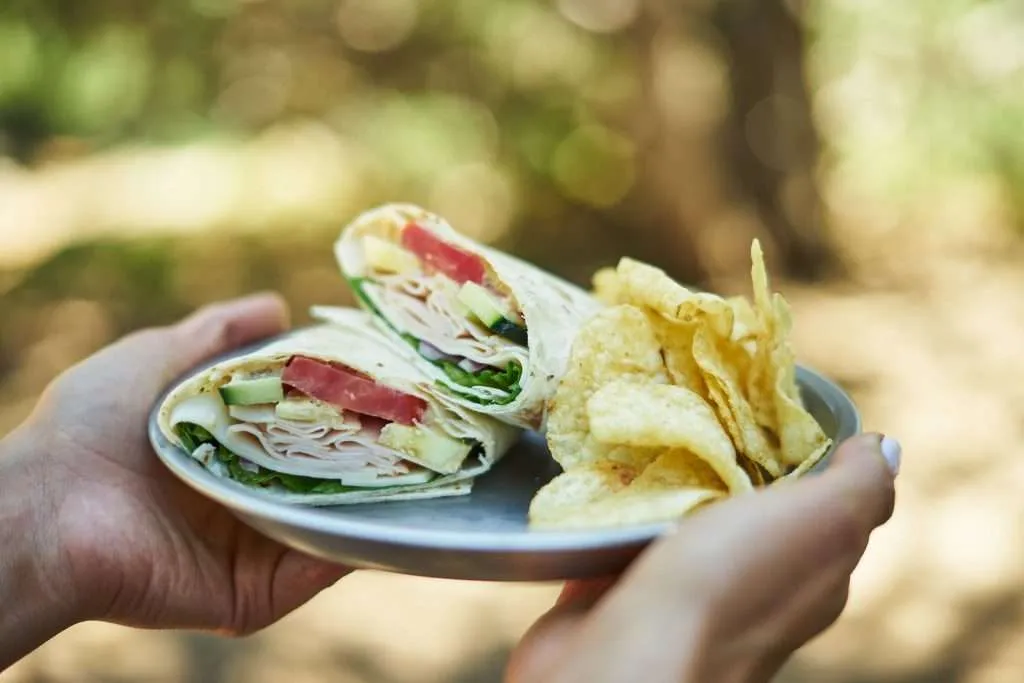 What is the best sandwiches for hiking: 10+ easy ideas camping lunch wrap 1024x683 1