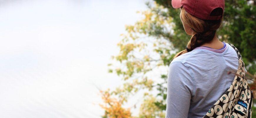 Top 10 hairstyles for hiking: helpful guide & best review