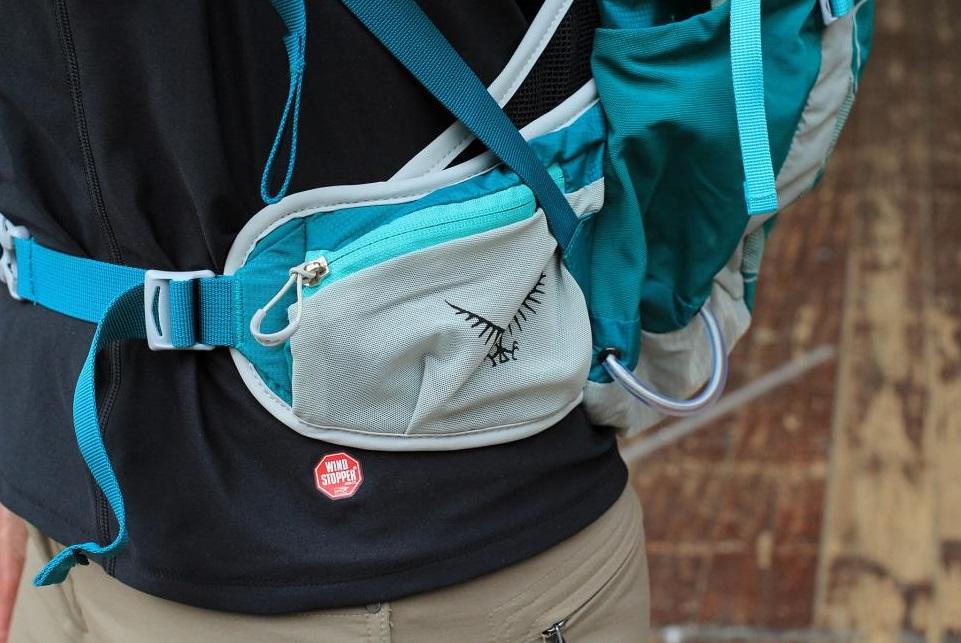 Unleashing the power of adventure: Osprey Tempest 20 review backpack 4
